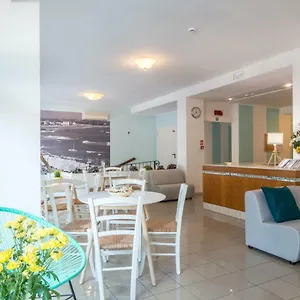 Aparthotel Baltic, Cattolica