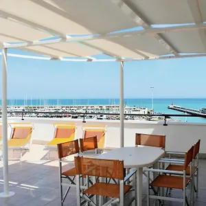 Aparthotel Fiorella, Cattolica