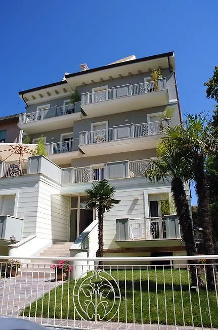 Rosmarie Hotel Cattolica